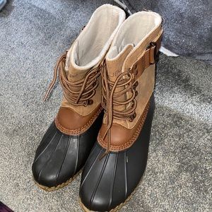 JBU Duck Boots